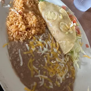 Chicken Taco w/rice and beans