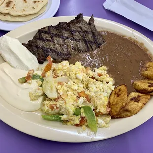 a plate of mexican food