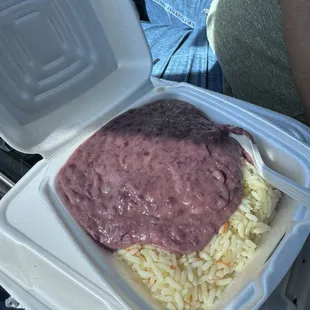 Revueltas Pupusas Salvadorenas