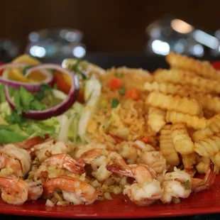 "CAMARONES AL MOJO DE AJO"