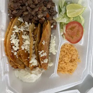 Tacos Envenenados with Asada