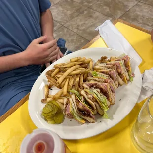 BLT