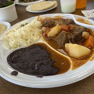 Carne guisada