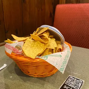 a basket of tortilla chips