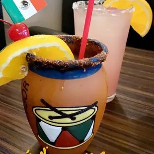 Paloma and cantarito