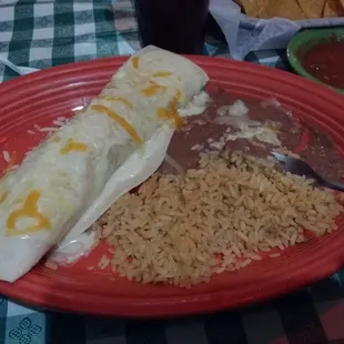 Burrtio grande with just rice and beans