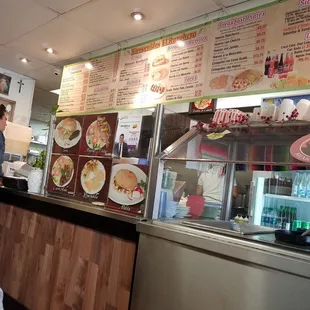 Great place to eat. Small but ok. Great molle.