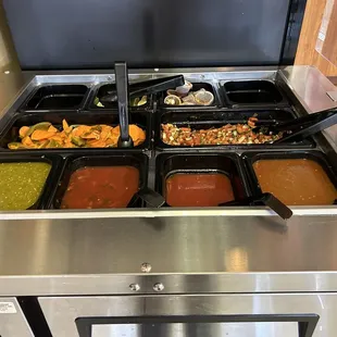 Salsa Bar - very clean and tasty !