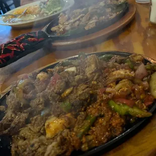 Parrillada and fajita