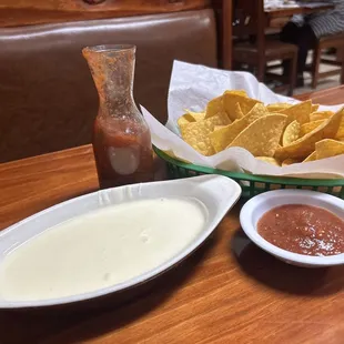 food, nachos