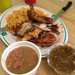 The grilled chicken is bueno!