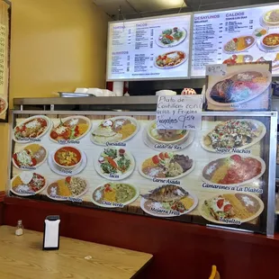 sushi and sashimi, interior