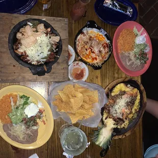 Molcajete, Choriqueso,Pineapple Fajitas