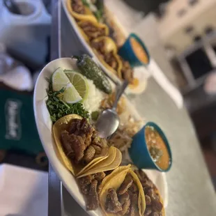 Tripas mini tacos