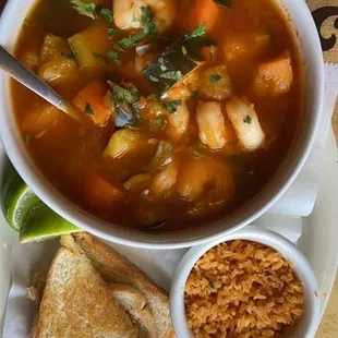 Caldo de camarón DELICIOUS