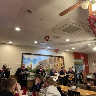 Mariachi!