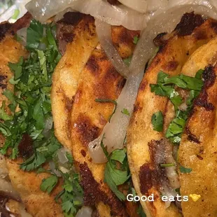 Tacos Dorados de Barbacoa