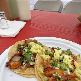 Al pastor tacos