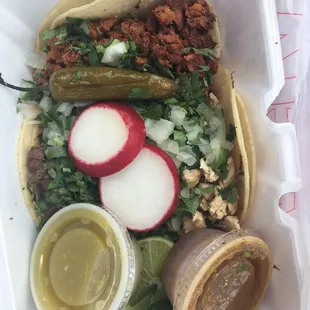 4 tacos