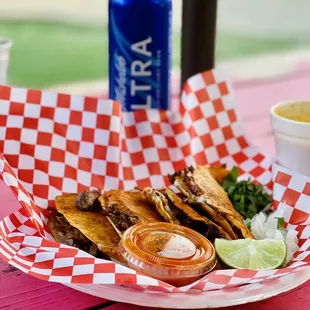El Remedio mariscos y Taqueria