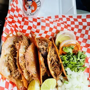 Keto Birria en Consome Taco