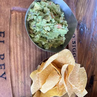 Fresh table side quac!