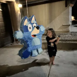 bluey pinata