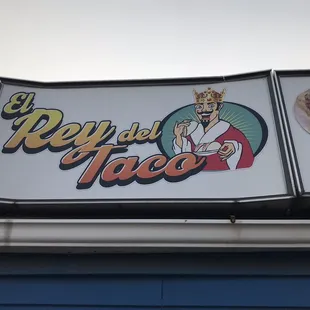 a sign for a mexican restaurant