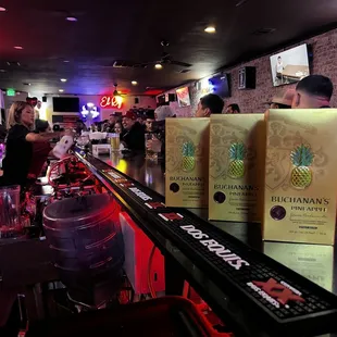 sushi and sashimi, interior