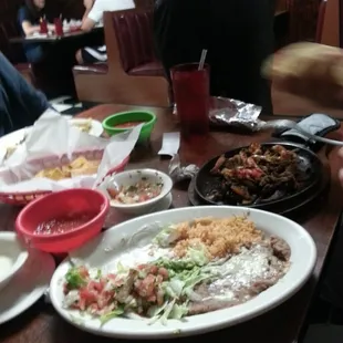 Fajitas Texas: Steak, chicken, and shrimp