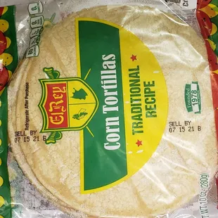 Menudo comes with a whole package of tortillas