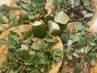 La Isla Taqueria Y Mariscos