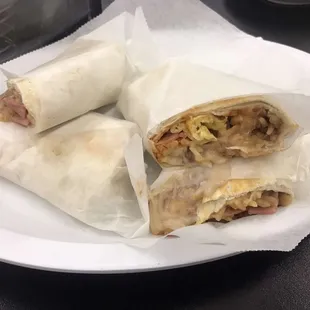 Burrito de guevo con jamon