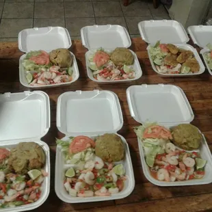 Rincón criollo donde mejor se come Mofongo con ensalada de camarones