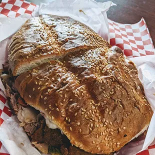 Torta Texana. Milanesa, Salchicha, y pierna. Muy buena ! Solo pude terminar mitad de la torta