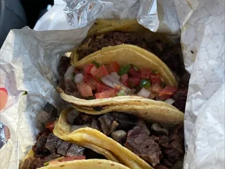 Tacos de Cabeza