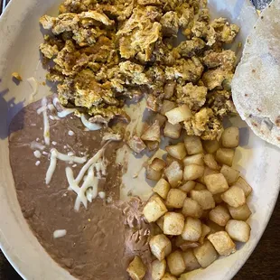 Chorizo con Huevos Plate