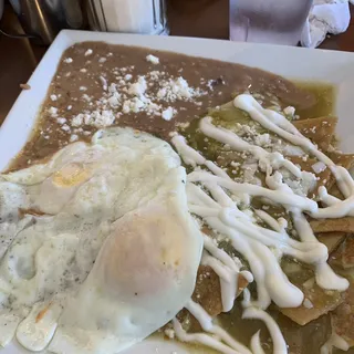 Chilaquiles Verdes Breakfast Border Plate