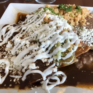 The Border Enchiladas Platillo