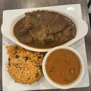 Dinner Bistec Encebollado... yummy