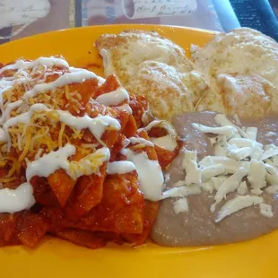 Chilaquiles with eggs