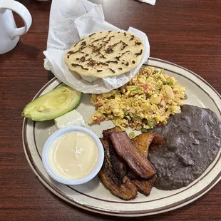 Desayuno Típico