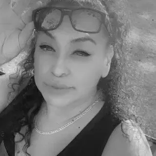 Alicia R.