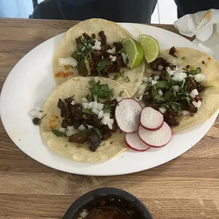 Al pastor tacos