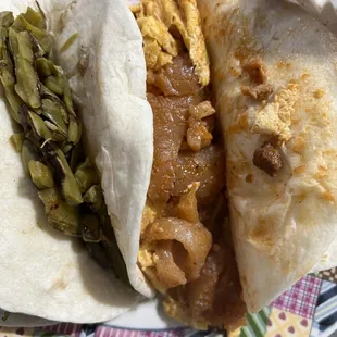 chicharon taco with egg