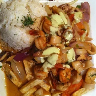 Saltado de Mariscos