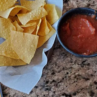 Chips n salsa