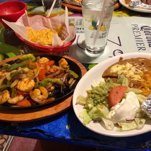 Shrimp fajitas