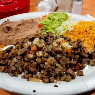 Carne a la mexicana plate