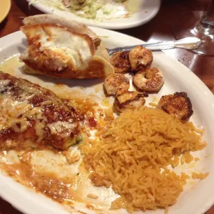 Chichen taco shrimp pablano and rice combo